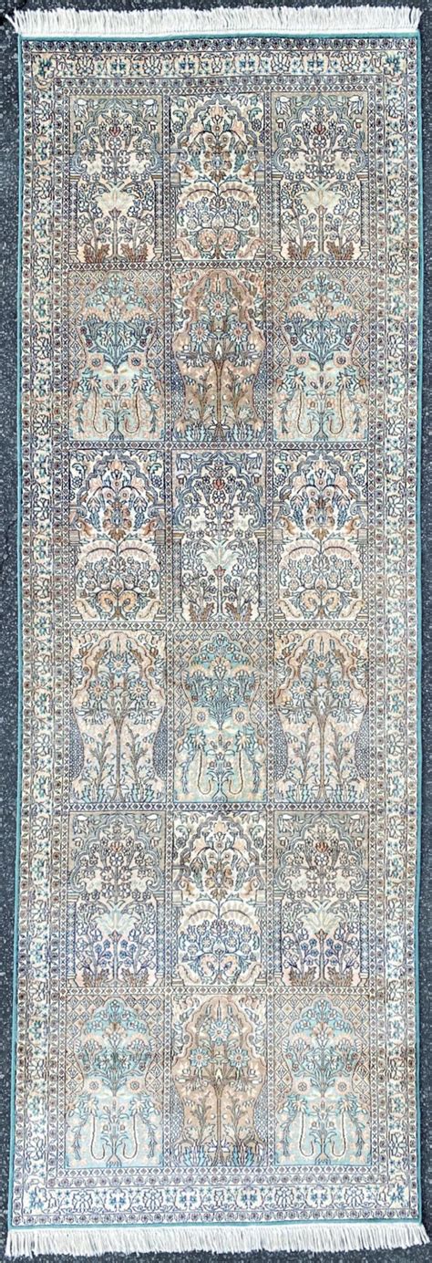 Lot Kashmir Silk Hand Knotted Runner With Kpsi X