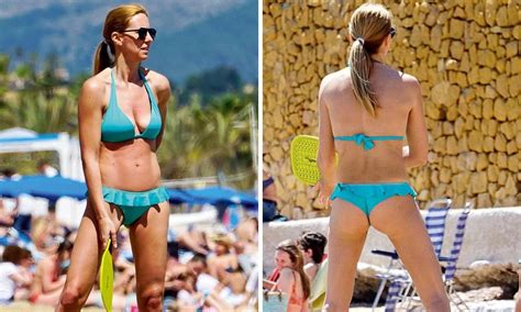 Ainhoa Armentia imágenes en bikini durante sus vacaciones