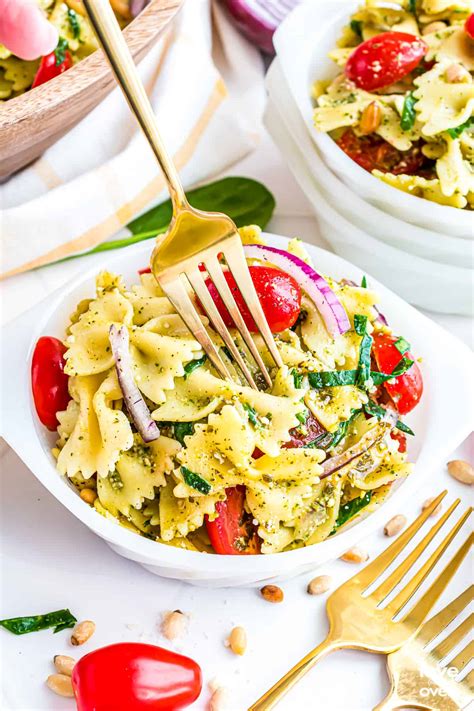 Pesto Pasta Salad • Love From The Oven