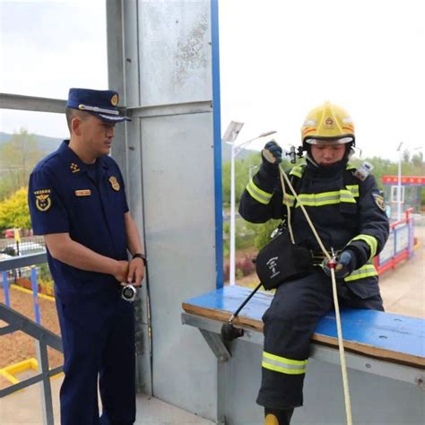 固原市消防救援支队营造浓厚学习氛围 助推作战训练安全走深走实理论灭火工作