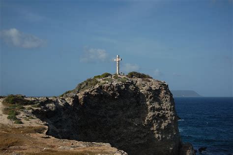 faire ou voir  la pointe des chateaux en guadeloupe