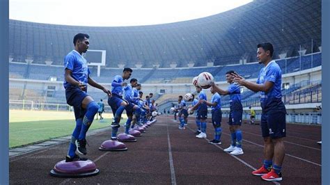 Berita Persib Ternyata Ini Alasan Pemain Bertahan Maung Bandung