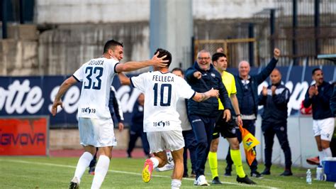 La Cavese Vince Nel Segno Di Felleca Altamura Piegata E Debutto Ok Per