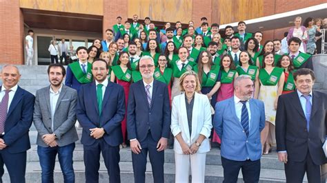 El Alumnado Del Grado En Ciencias Ambientales Y Del Doble Grado Con