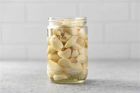 Korean Pickled Garlic (Manul Changachi) Recipe