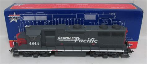 Usa Trains 22209 G Southern Pacific Gp38 2 Diesel Locomotive 4844 Ex