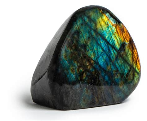 Labradorite Meaning & Healing Properties - Energy Muse
