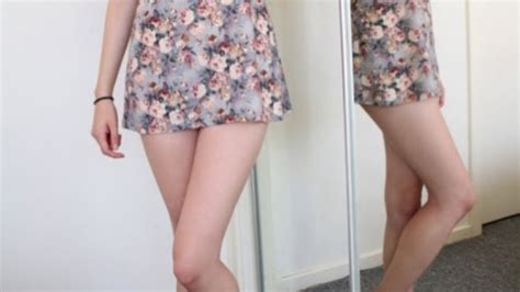 Cewek Bule Pakai Bikini Belanja Di Minimarket Ada Yang Sebut Tak Peka Dan Tak Tahu Malu