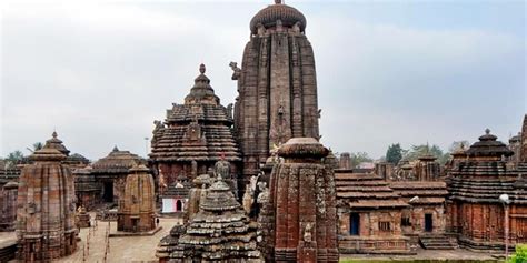 Lingaraj Temple Bhubaneswar Timings History And Travel Guide