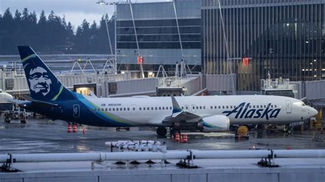 United Airlines Says It Found Loose Bolts On Its Boeing Max S