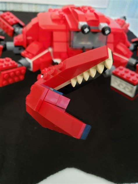 The Crab Mech | LEGO Amino