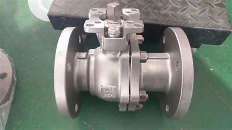 Carbon Steel Inch Flowjet Swing Check Valve At Rs In Ahmedabad