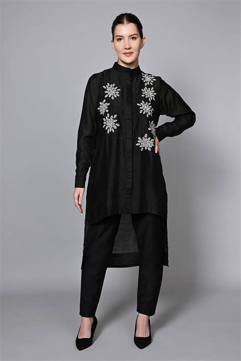 Buy Black Chanderi Silk Embroidery Cutdana Stand Round Patchwork Kurta