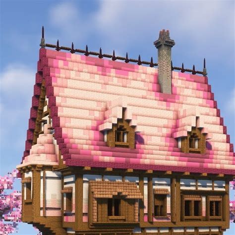 Airtug on Instagram: "A larger pink house, lmk what you guys think of it #minecraft # ...