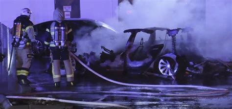 7 Tesla vehicles burned down in fire at Tesla store, police suspect
