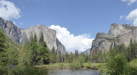 Solve Yosemite National Park Jigsaw Puzzle Online With Pieces