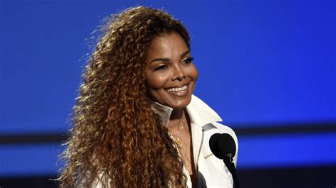 Premier enfant à 50 ans pour la chanteuse américaine Janet Jackson