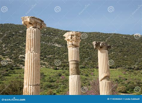 Ruinas De La Ciudad Antigua De Ephesus Foto De Archivo Imagen De