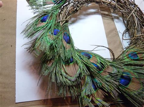 Make It Easy Crafts Easy Peacock Feather Wreath