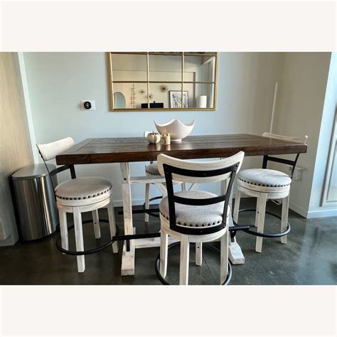 Ashley Furniture 5-Piece Dining Set - AptDeco