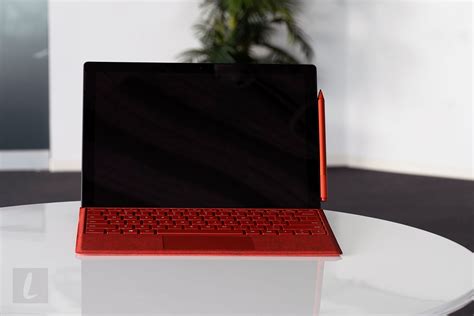 Microsoft Surface Pro 7 Review: Solid Performance Refresh, But No Big Changes