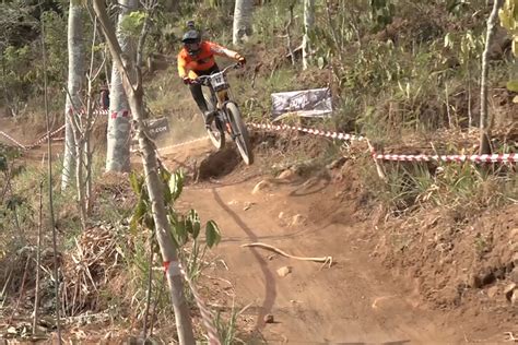 Foto Seri Terakhir Indonesian Downhill Siap Digelar Di Lintasan