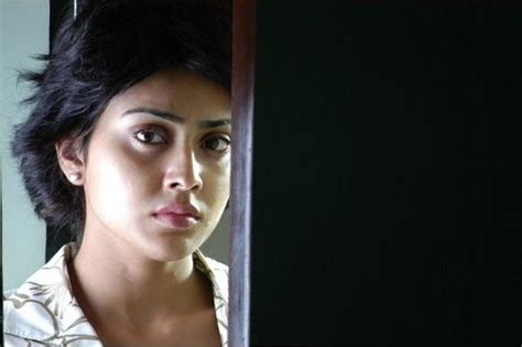 Shriya Saran in kanthaswamy (Mallanna) Photo Gallery,Pics