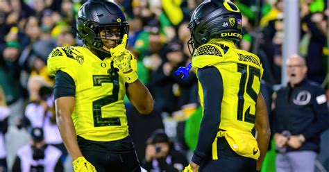 Breaking Down Oregon S Offensive Snap Counts PFF Grades Following Win