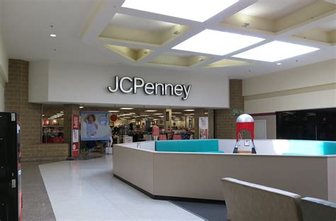 Jcpenney Watertown Sd This Store Opened In 1977 And Will B Flickr