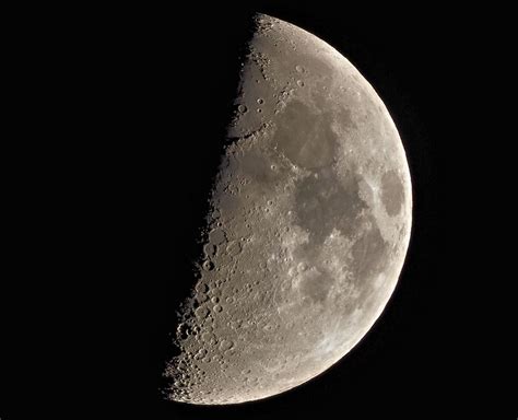 Novice First-Quarter Moon.... - DSLR, Mirrorless & General-Purpose ...