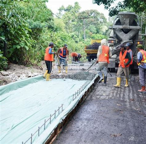 Apriyadi Mahmud Pastikan Pembangunan Jalan Desa Sesuai Target