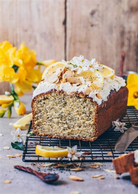 Zitronen Mohn Kuchen Mit Frischk Se Frosting Und Mandeln Kuchen Mit