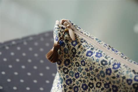 Trousse En Liberty By Un Samedi Handmade Bags Liberty Print Coin