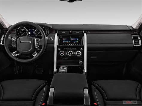 Land Rover Discovery Interior 2019