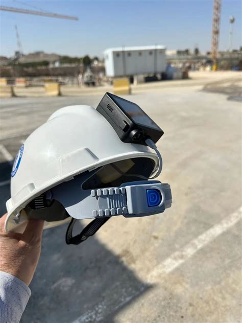 Smart Safety Helmet – Advanced IoT Safety for Industrial Use – iSmarch