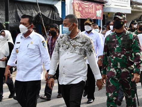 Danrem Wp Bersama Gubernur Dan Kapolda Kepri Tinjau Vaksinasi Di