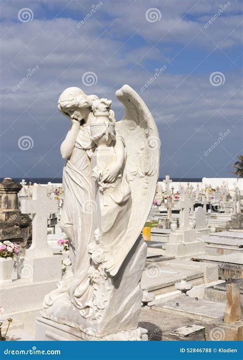 Angel In Sorrow On Cemetery Editorial Stock Photo Image Of Cemetery