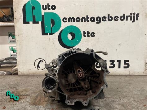 Gearbox Volkswagen Fox 1 2 031110664045 BMD JPU