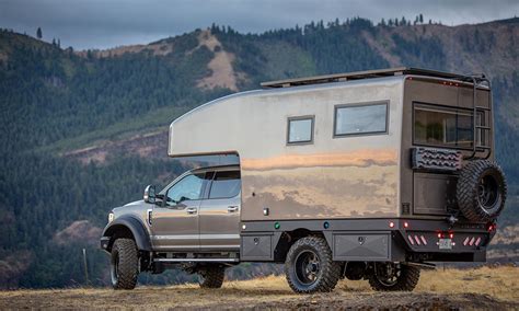 Camper Flatbed | Custom Flatbeds | Highway Products Inc.