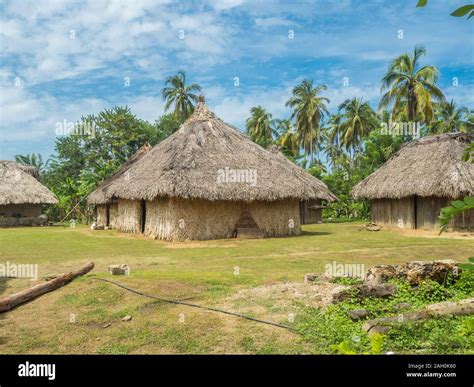 Amerindian Village Hi Res Stock Photography And Images Alamy