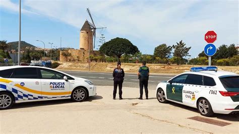 Guardia Civil Y Polic A Local De Calvi Detienen A Cinco Personas Por