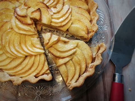 Tarte aux Pommes avec Pâte Brisée Maison La Cuisine de Lya