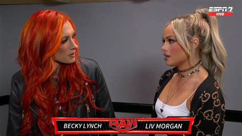 Liv Morgan Conversa Con Becky Lynch En Backstage Wwe Raw 18 03 2024