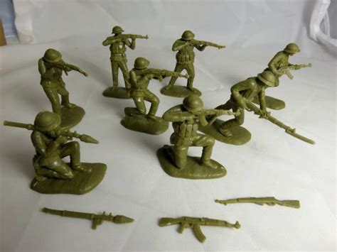 Classic Toy Soldiers Products