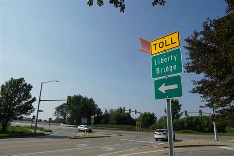 Bay City Residents Push Back Against Toll Bridges