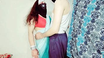 Novia Musulmana Casada Grita Pero No Puede Parar Mientras Tiene Sexo Anal Intenso Amrozia Ki