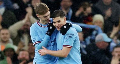 Julián Álvarez Marcó Dos Goles En La Goleada Del Manchester City Contra