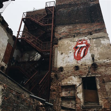 Rolling Stones graffiti in St. Petersburg, Russia : r/rollingstones