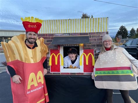 McDonalds Trunk Or Treat Trunk Or Treat Mcdonalds Mcdonald