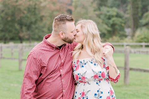 Lehigh Valley Fish Hatchery Fall Engagement Session Lytle Photo Co